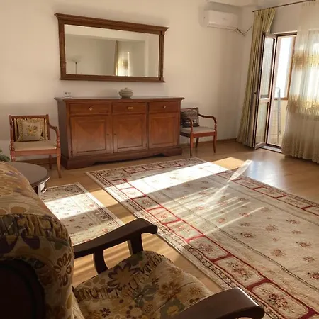 Peninsula Apartment, * Constanta